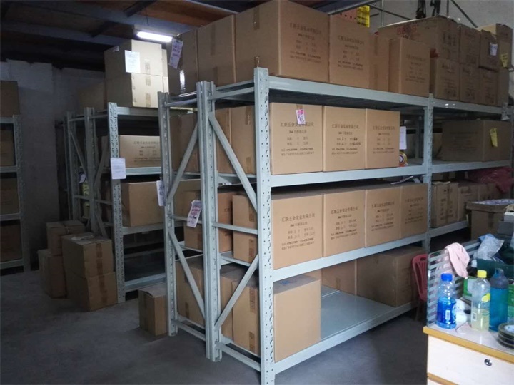 江门华石涂料仓库货架